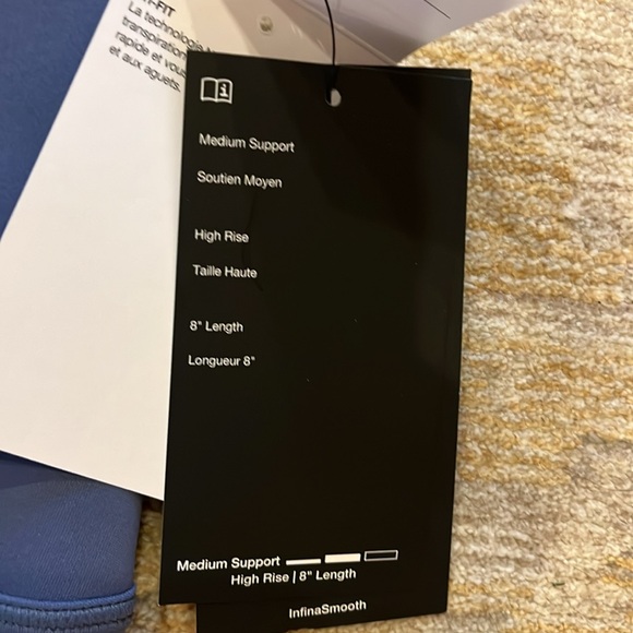 NWT Nike Afinia 8” training shorts Medium blue- high rise, medium support - Picture 4 of 5